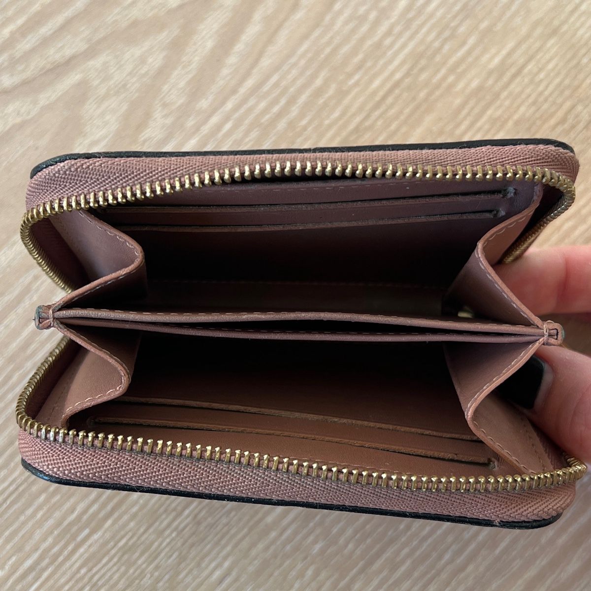 Louis Vuitton Portamonete: Louis Vuitton Zippy Geldbörse – Usato da Zürich venduto da tebi14 4