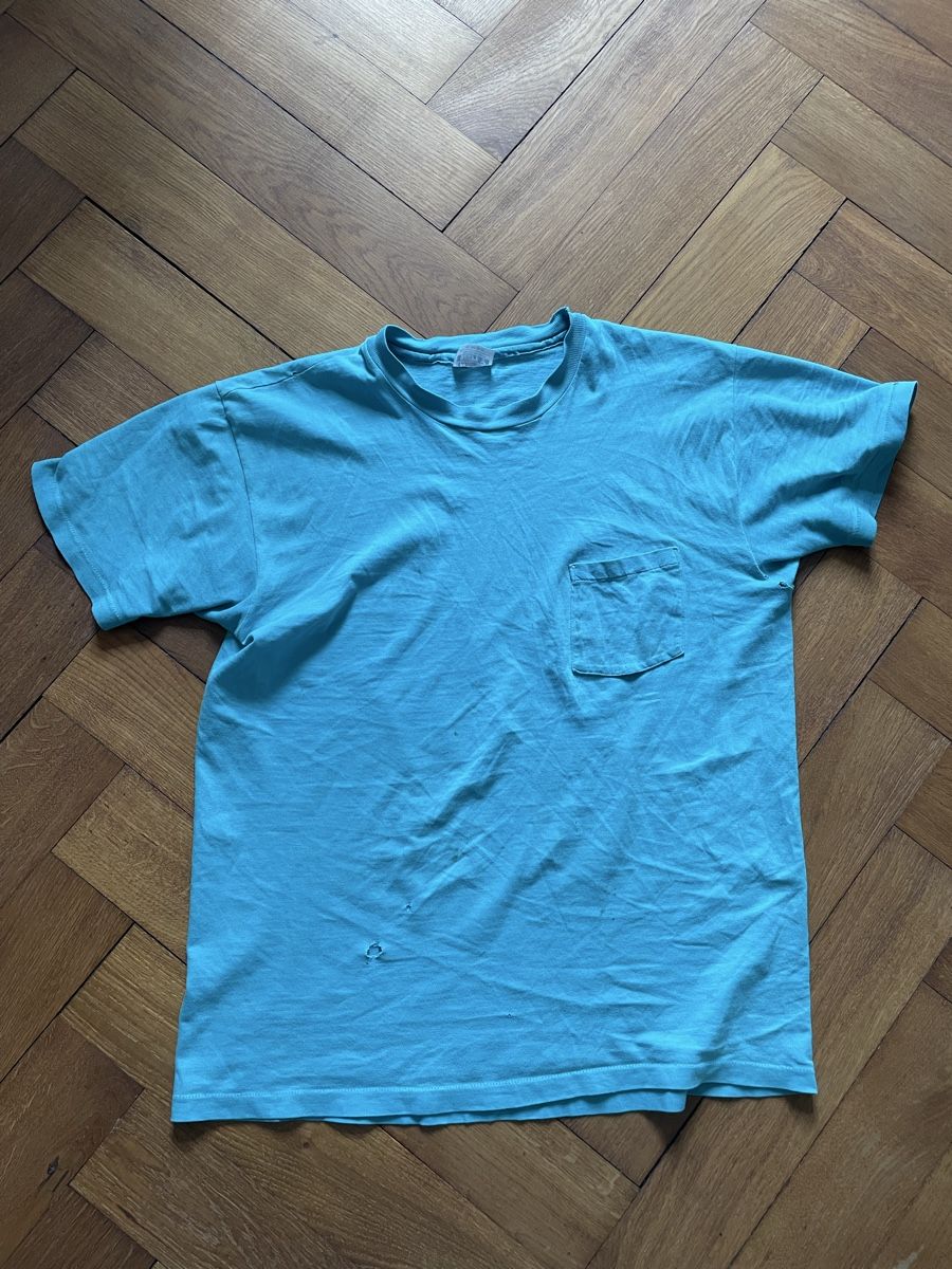 T-shirt: Normcore Tee size Large – Usato da Basel venduto da aharon.no1