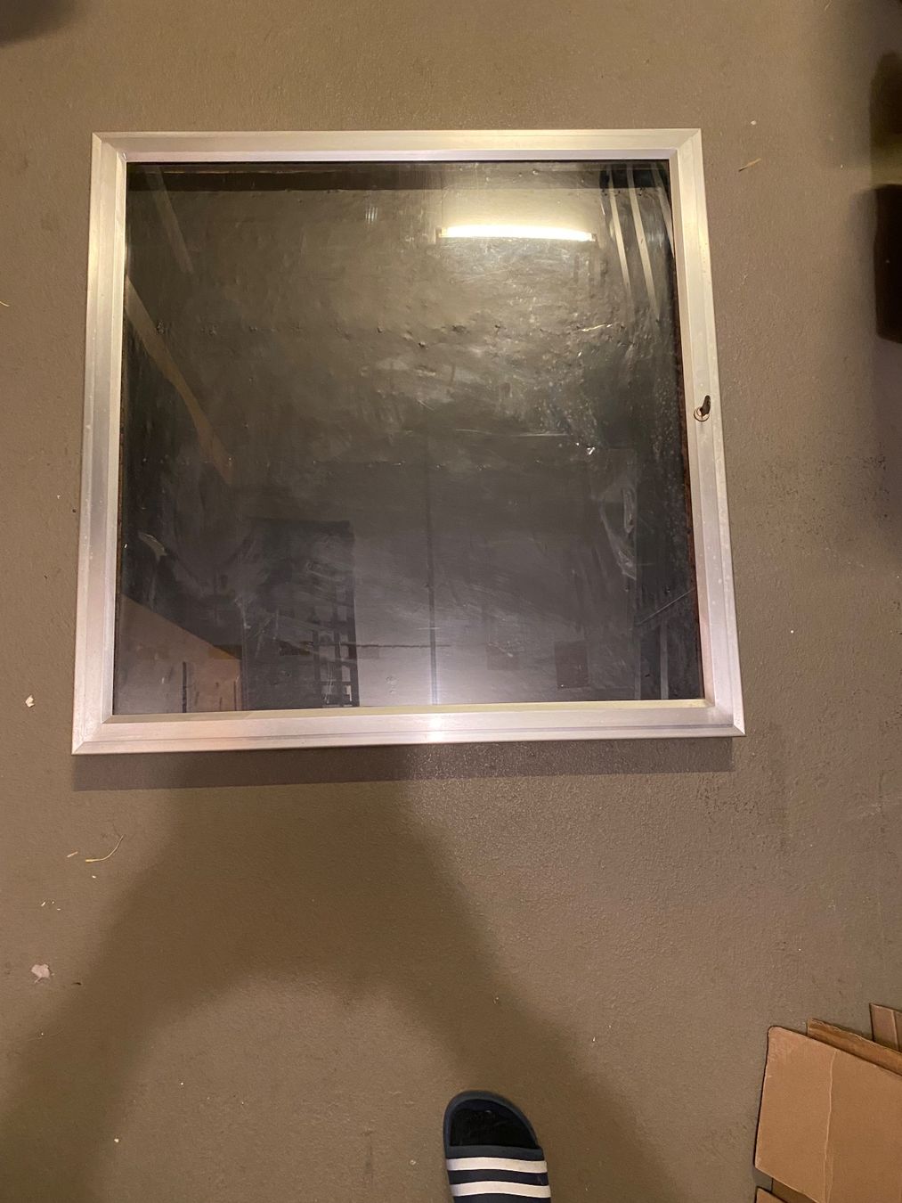 Vetrine: Abschliessbare Vitrine  Schaukasten – Usato da Vilters venduto da Zwaergli13 3
