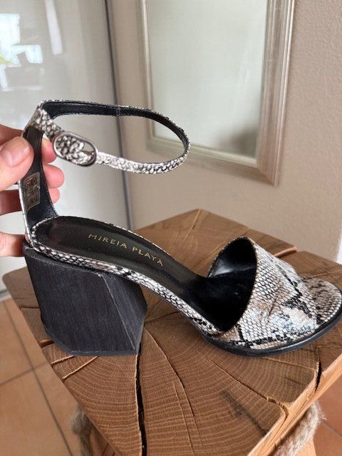 Scarpe da donna: Mireia Playa Sandale, Schlangenhaut Optik, 38 – Usato da Nuerensdorf venduto da ghi_b7xs 1