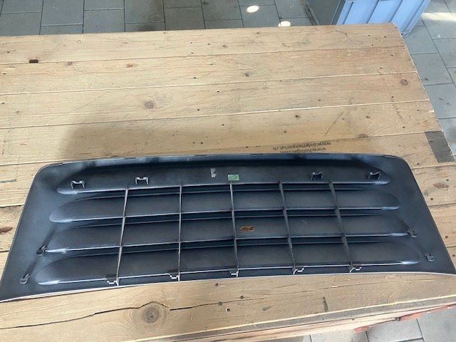 Porsche Tutti pezzi di ricambio auto: Heckklappe Motorhaube Porsche 911 997 – Usato da Birmensdorf ZH venduto da cyrill1972 3