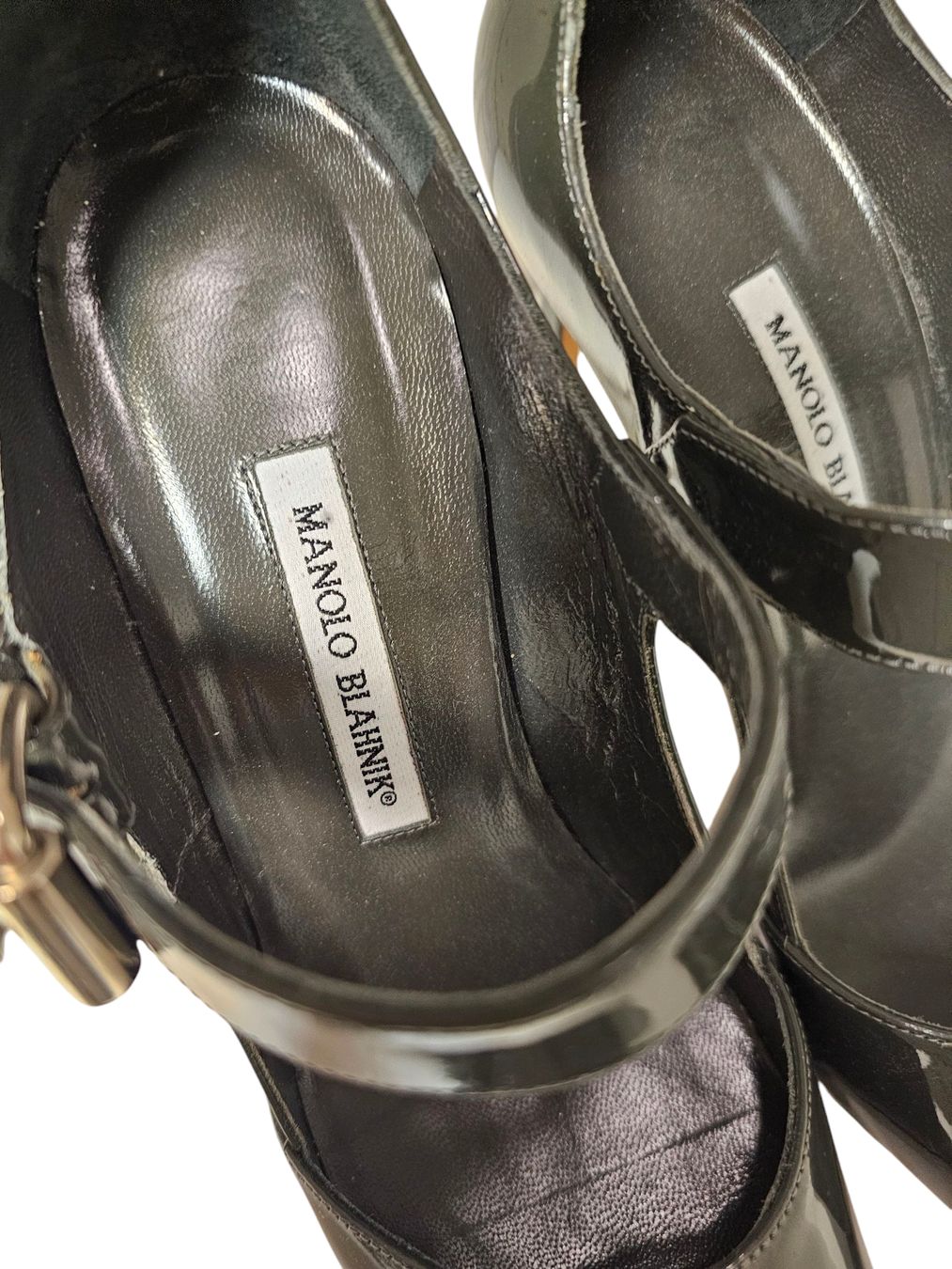 Manolo Blahnik Scarpe da donna: Manolo Blahnik Lackleder Sandalen – Usato da Zürich venduto da finesse.shop 3