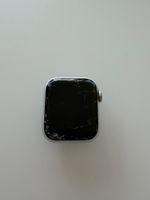 Apple Watch SE in 40mm Alu Silber