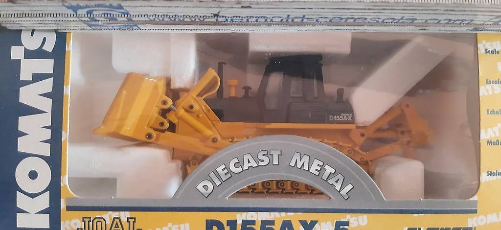 Bagger: Alu  Modell KOMATSU – Gebraucht aus Uhwiesen von Timtim
