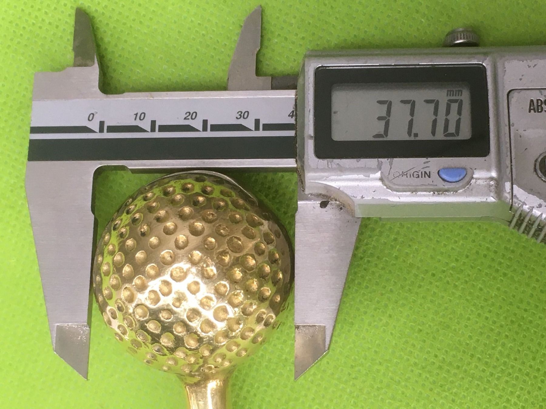 Clubs & Sets: Golfball Flaschenöffner aus Messing – D'occasion à Wil SG par rolandsflohland 8