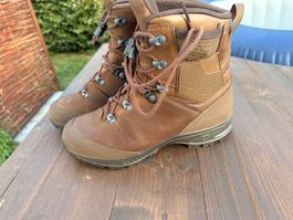 Lowa Militär Schuhe leicht Grösse 40