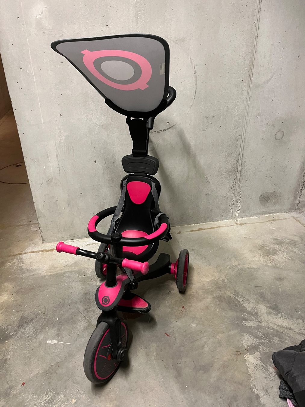 Globber Veicoli per bambini: Tricycle Globber 4 en 1 rose – Usato da Estavayer-le-Lac venduto da stelina13 2