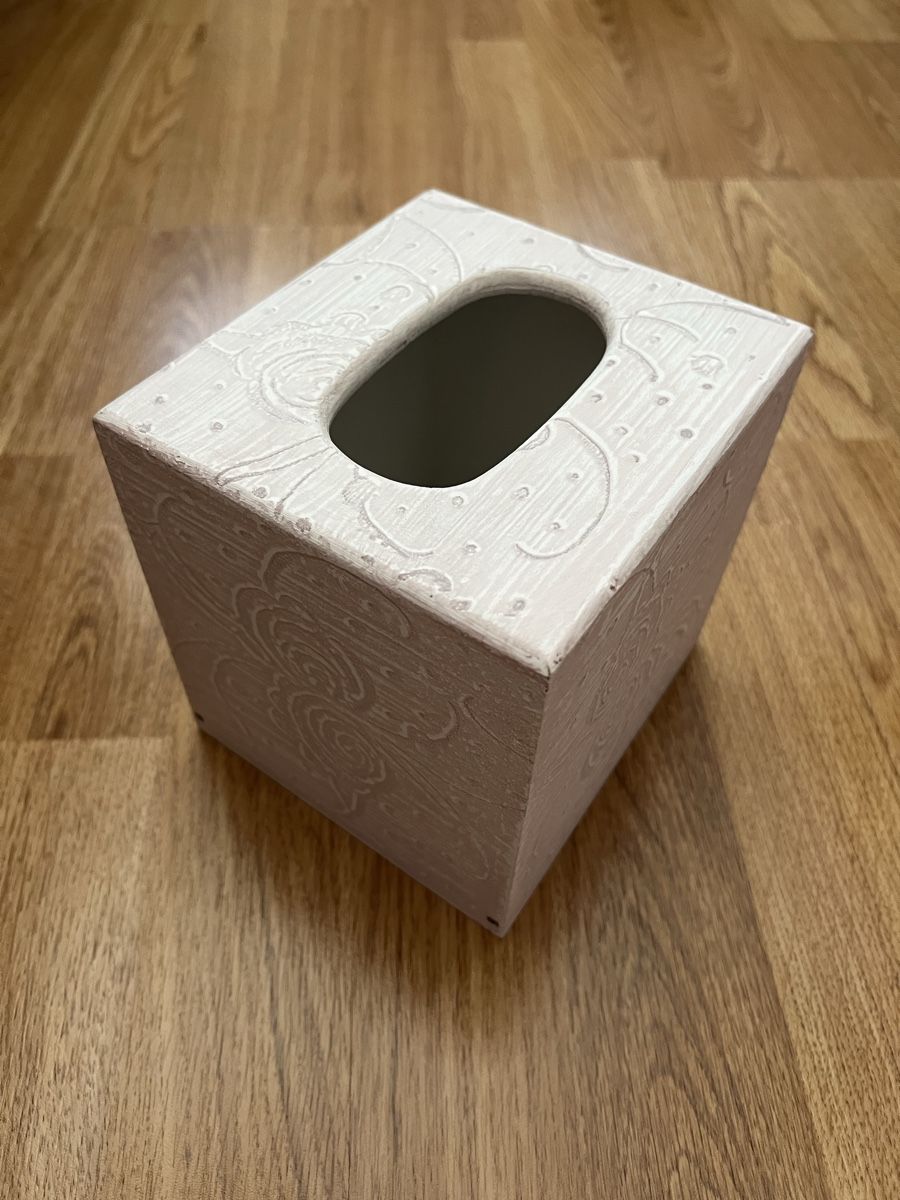 Altro in  Abbigliamento & Accessori: Taschentuchbox weiss mit floralem Muster – Nuovo (secondo la descrizione) da Embrach venduto da selviv 2