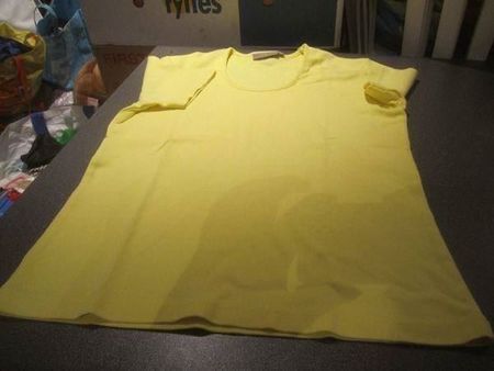 T-Shirt Grösse M, Basic Schild, gelb