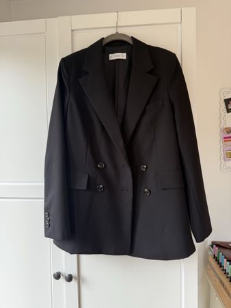 Schwarzer Mango Blazer, Grösse S - Zeitloser Klassiker!