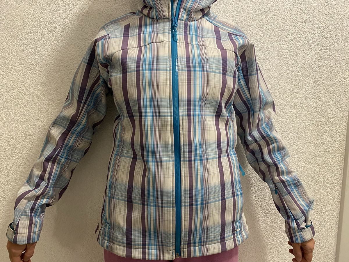 Salomon Giacche: Salomon Damen Softschell Jacke Gr M – Usato da Birrwil venduto da Bendegriz 1