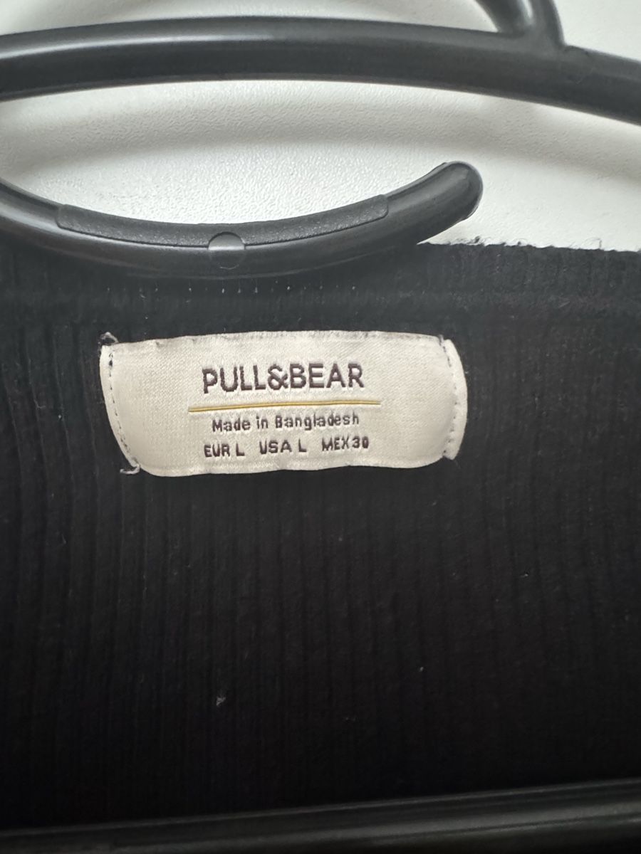 Pull&Bear Top: Crop top manches longues Pull&Bear taille L – Usato da Meyrin venduto da mai_pl7s 2