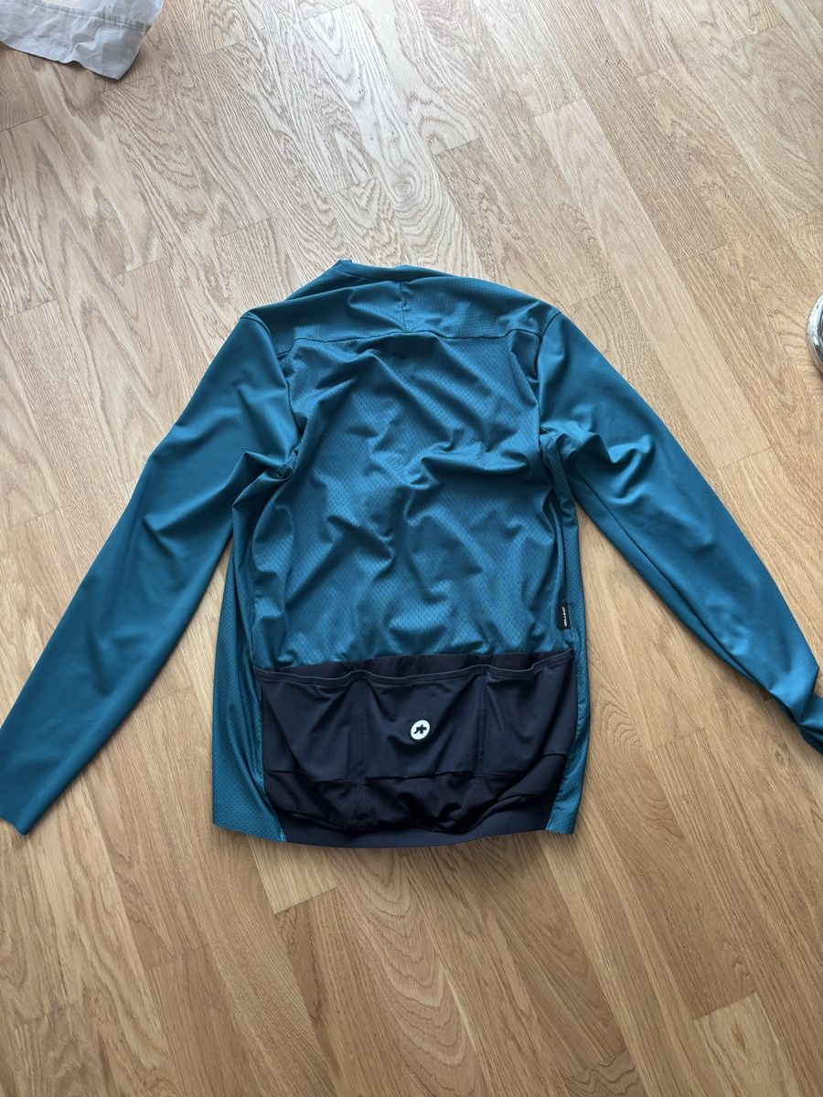 Assos Canottiere & Pantaloni: Assos Long Sleeve (XL) – Nuovo (secondo la descrizione) da Rüschlikon venduto da nic_syb8 2