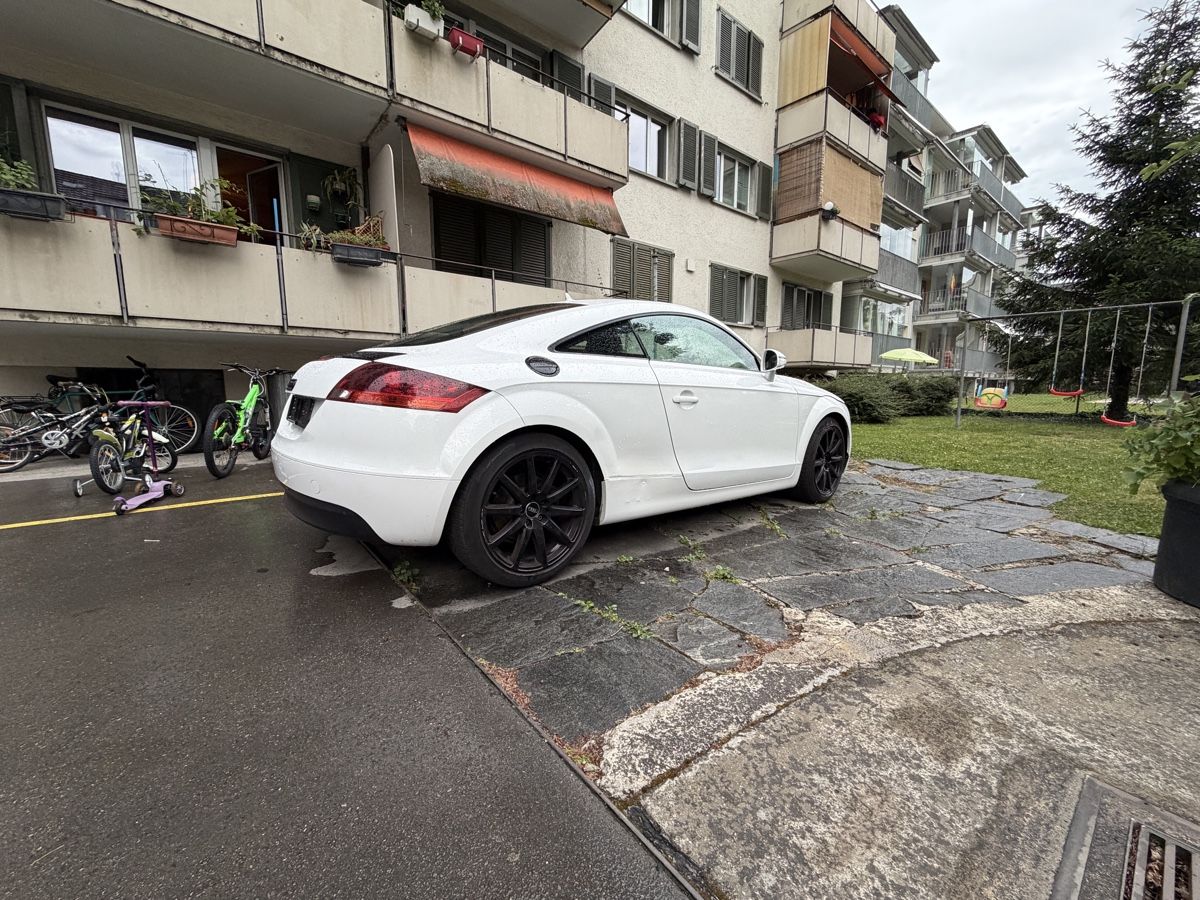 Audi Automobili: Audi tt Sportliches Coupé – Usato da Zürich venduto da bur_p68t 2