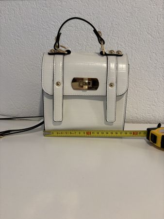 Tasche weiss