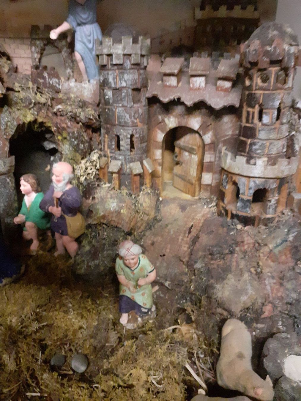 Tutte le decorazioni: grosse antike Weihnachtskrippe – Usato da Bischofszell venduto da Joachim-115 2