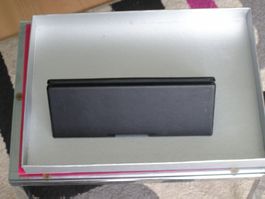 Tablet-Halter. Sehr guter Zustand. Neu.