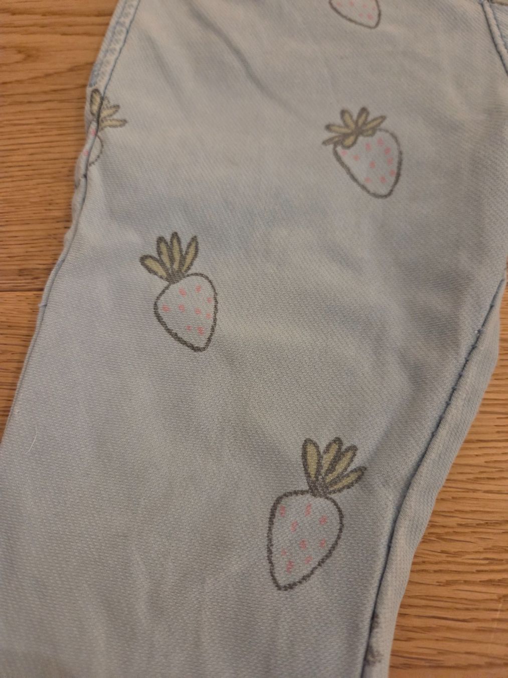 Pantaloni: Dünne Jeanshose Gr. 86 – Usato da Bremgarten AG venduto da sabrownie 1