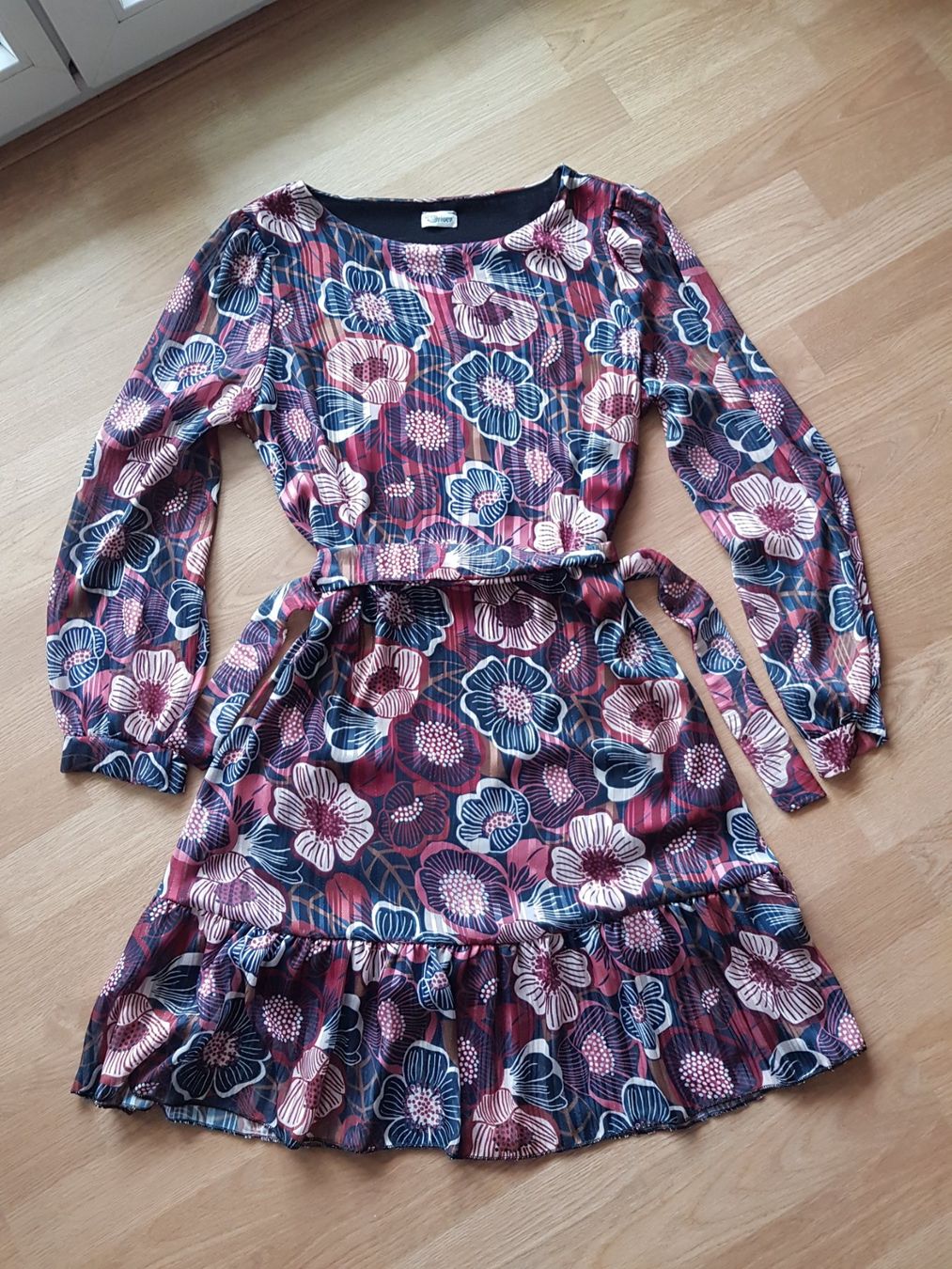 Robes: Schönes Kleid DRIVER Gr.S – D'occasion à Gwatt (Thun) par umwelt-brocki