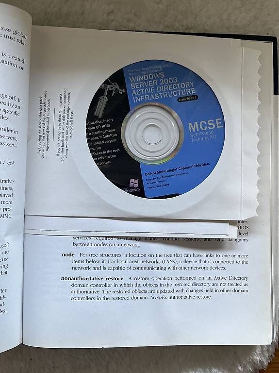 Bücher: Microsoft MCSE Exam 70-294  Windows Server 2003 AD + 2 CD – Gebraucht aus Lugano von Jo_Spe 2