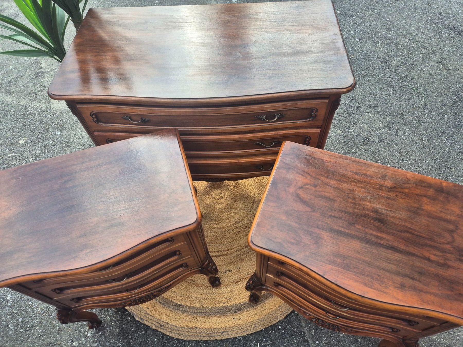 Comodini: 2 tables de nuit et 1 commode ancien – Usato da Fully venduto da tameab 2