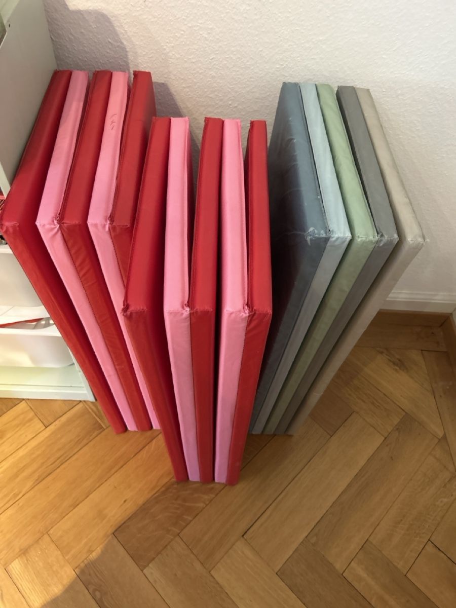 Ikea Tapis de jeu: 3x Ikea Pflufsig Gymnastikmatten – D'occasion à Basel par marcvo 2