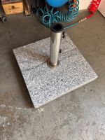 Sonnenschirmständer Granit Quadrat mit Rollen neuwertig