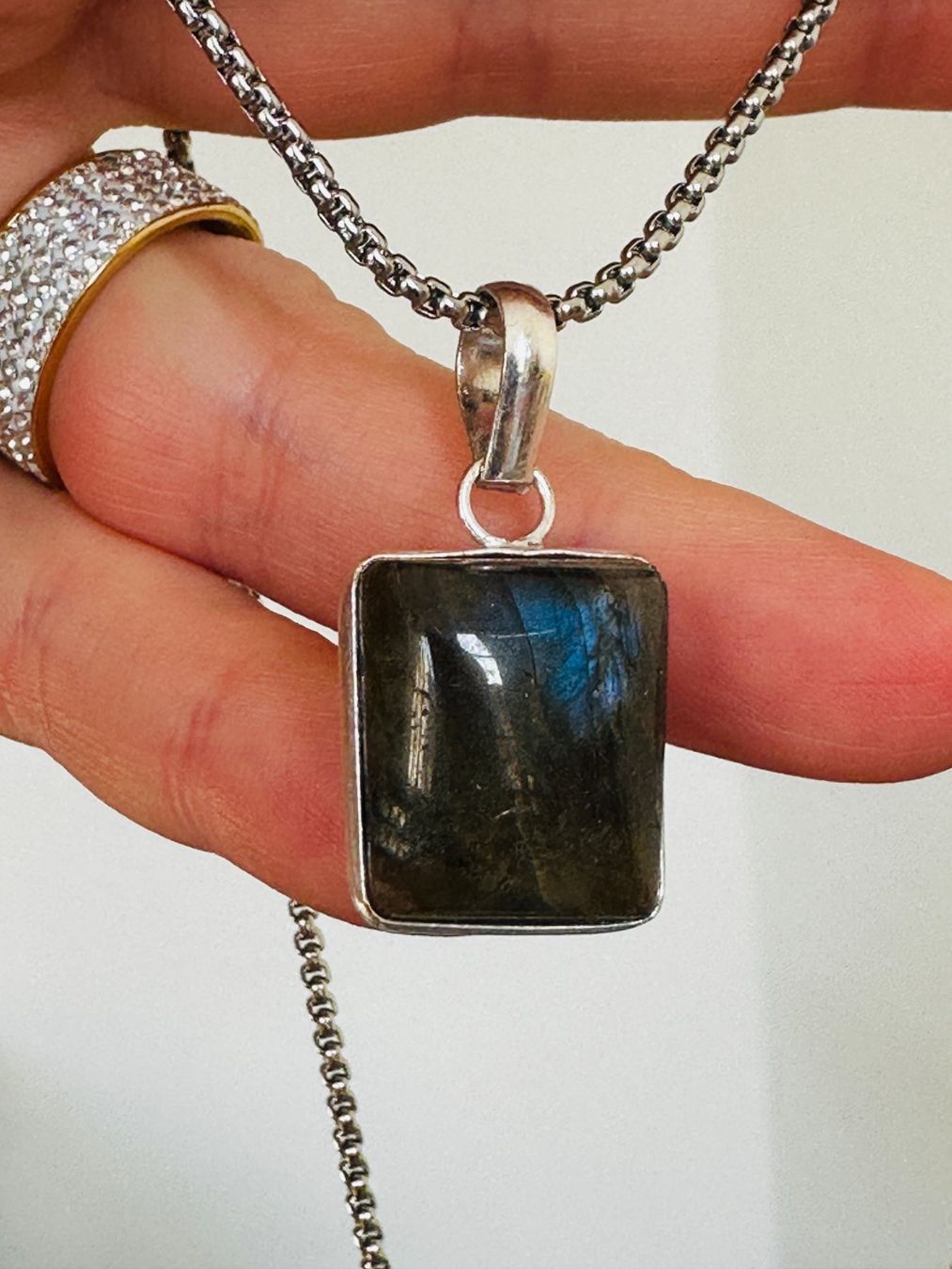 Catenine: Labradorite necklace – Nuovo e nell'imballaggio originale da Genève venduto da AGBERG 8