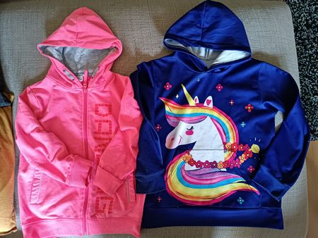 Hoodie / Sweatjacke /Pullover Gr 140/146