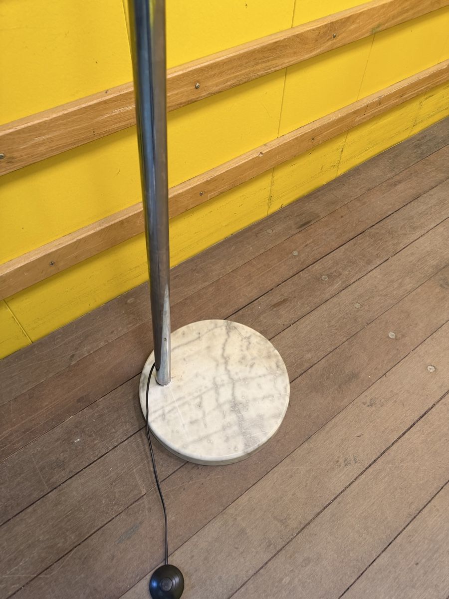 Lampen: Bogenlampe, Marmorfuss, Chromstahl – Gebraucht aus Strengelbach von RaenAntikDesign 4