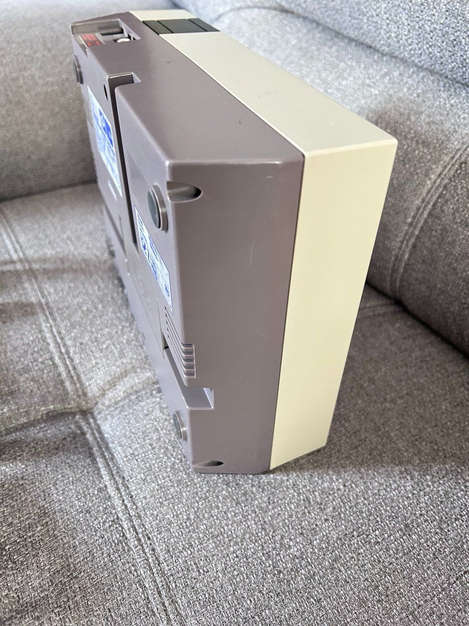 Nintendo Konsolen: Nintendo NES Console + 2 Controller + Cavo AV - Ottimo Stato – Gebraucht aus Giubiasco von LorisVale 3