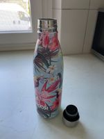 Thermosflasche mit Blumenmuster