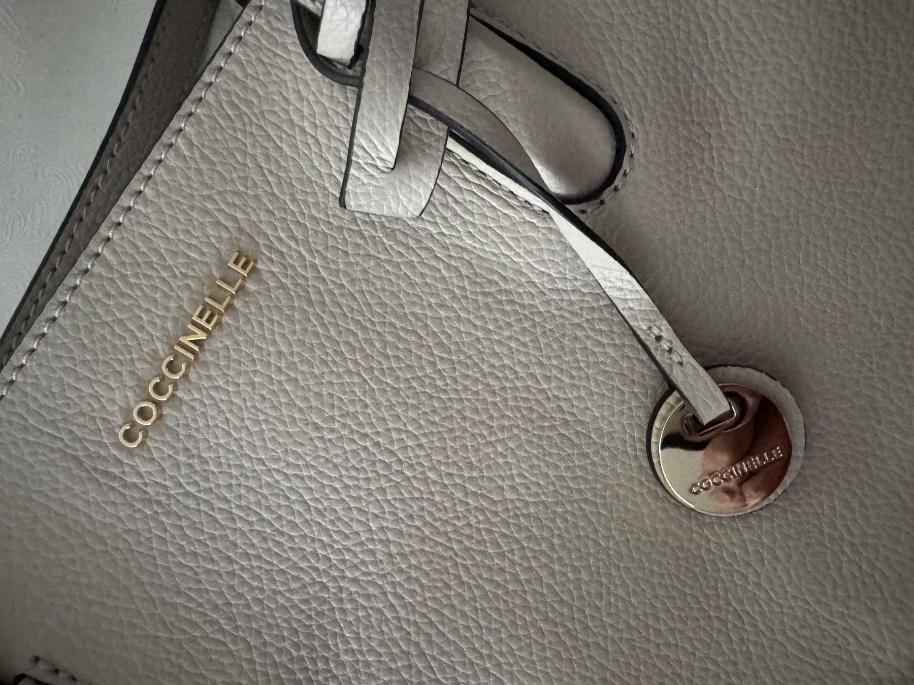 Coccinelle Borse da donna: Coccinelle Shopper 40x30 – Nuovo (secondo la descrizione) da Baden venduto da Sakilili 6