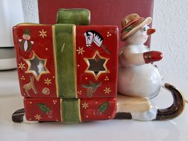 Villeroy Boch Teelichter Schneeman mit Schlitten.  Weihnacht