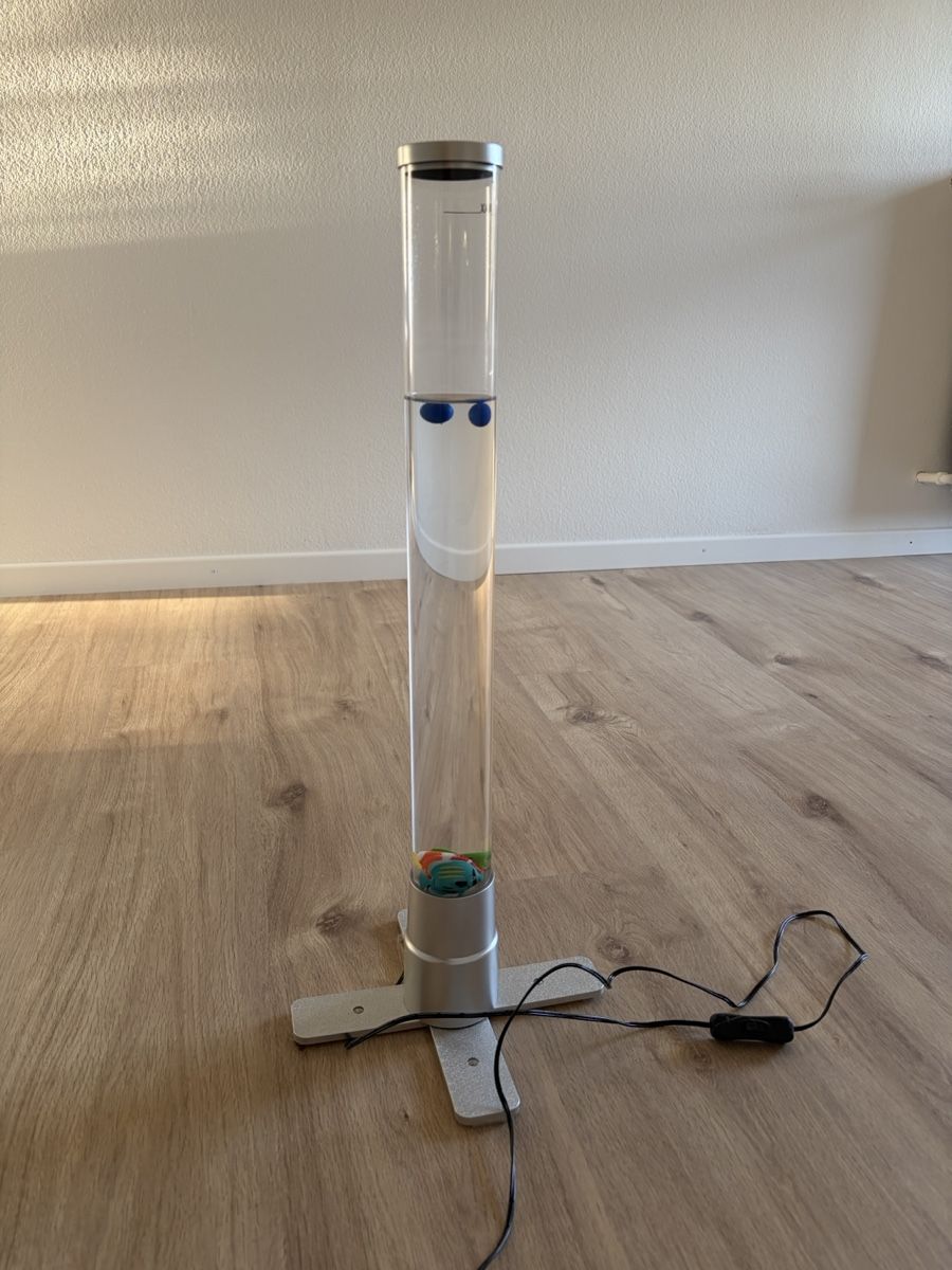Lampen: Röhrenlampe mit Schalter und Netzteil silberfarben – Gebraucht aus Steffisburg von reg_bzn9