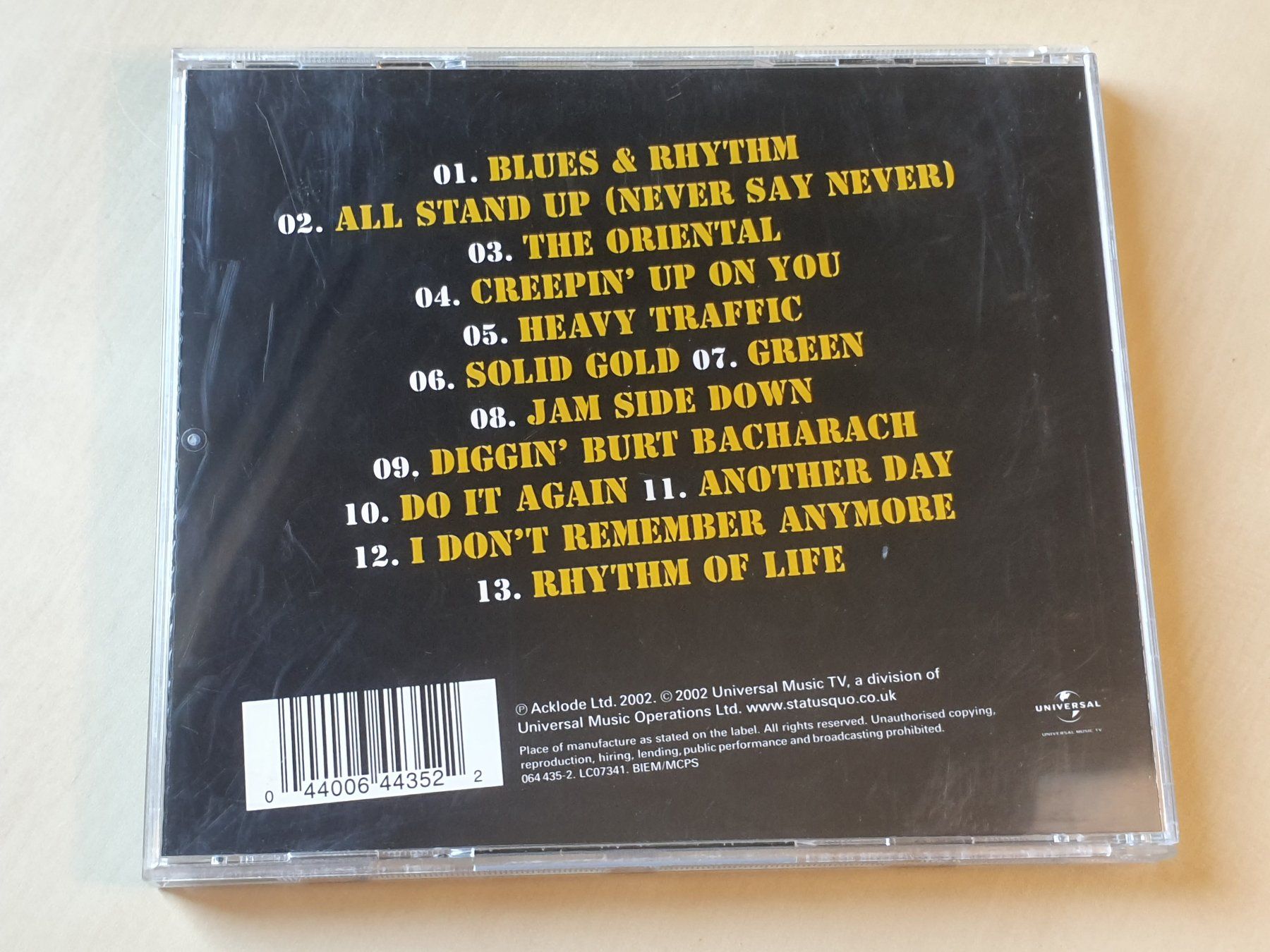 CD: Status Quo Heavy Traffic – Usato da Stansstad venduto da collectorsshop 1