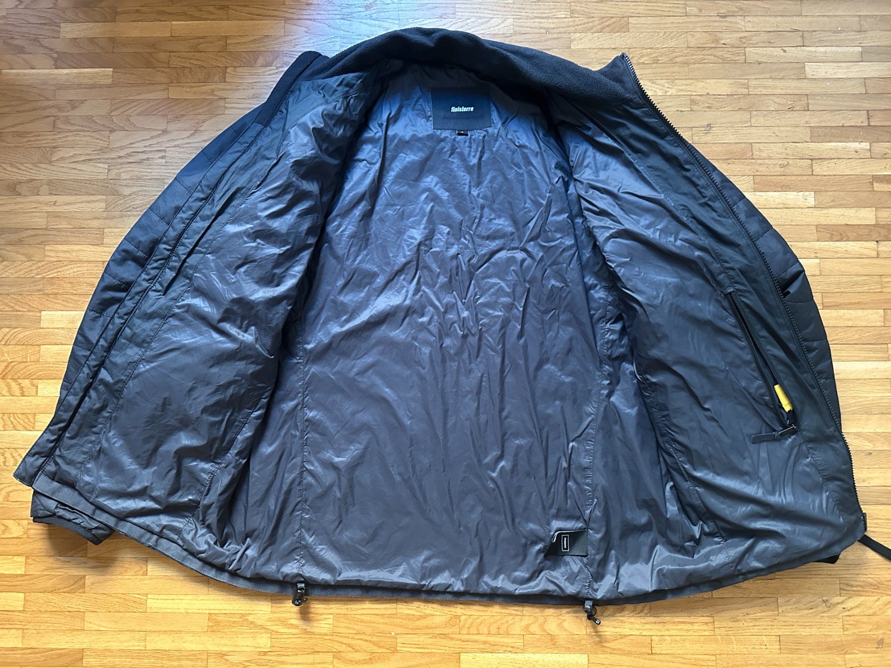 Giacche: Finisterre Nimbus Primaloft Packable Mid-Layer Jacket Black – Usato da Lausanne venduto da brixton 3