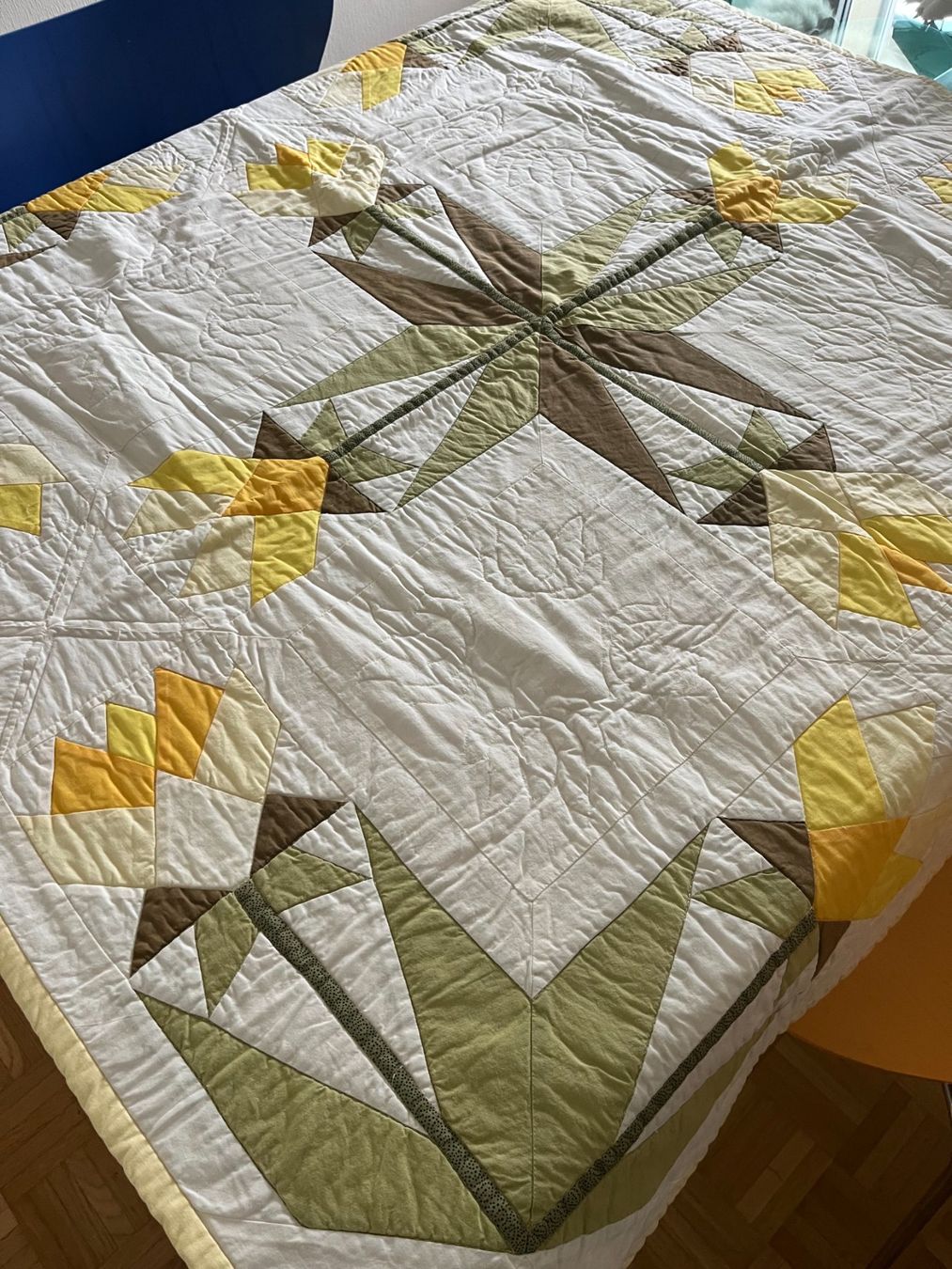 Autre linge de table: Alte Quilt Tischdecke, – D'occasion à Luzern par Lampion