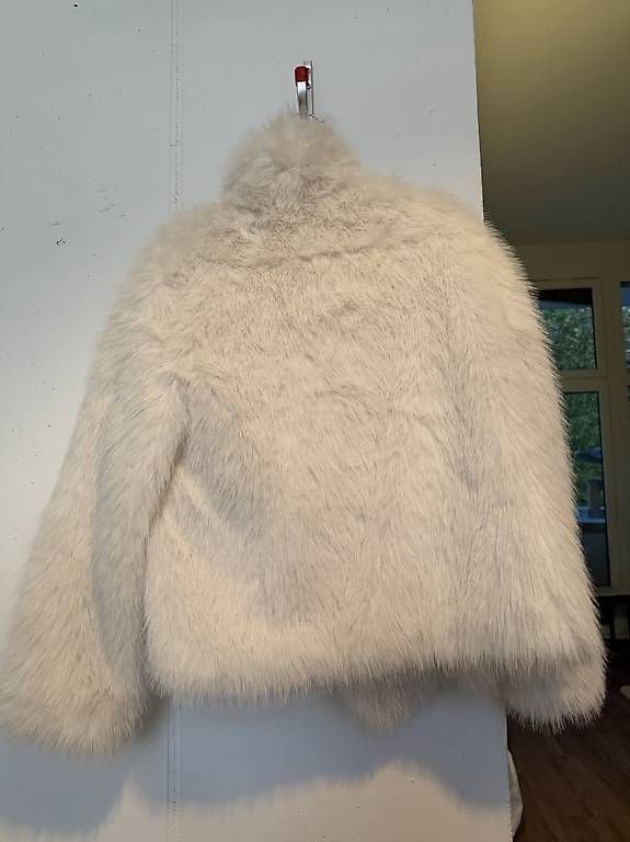 Giacche: Zara Faux Fur Jacket – Nuovo e nell'imballaggio originale da Aarau Rohr venduto da noe_qp6x 1