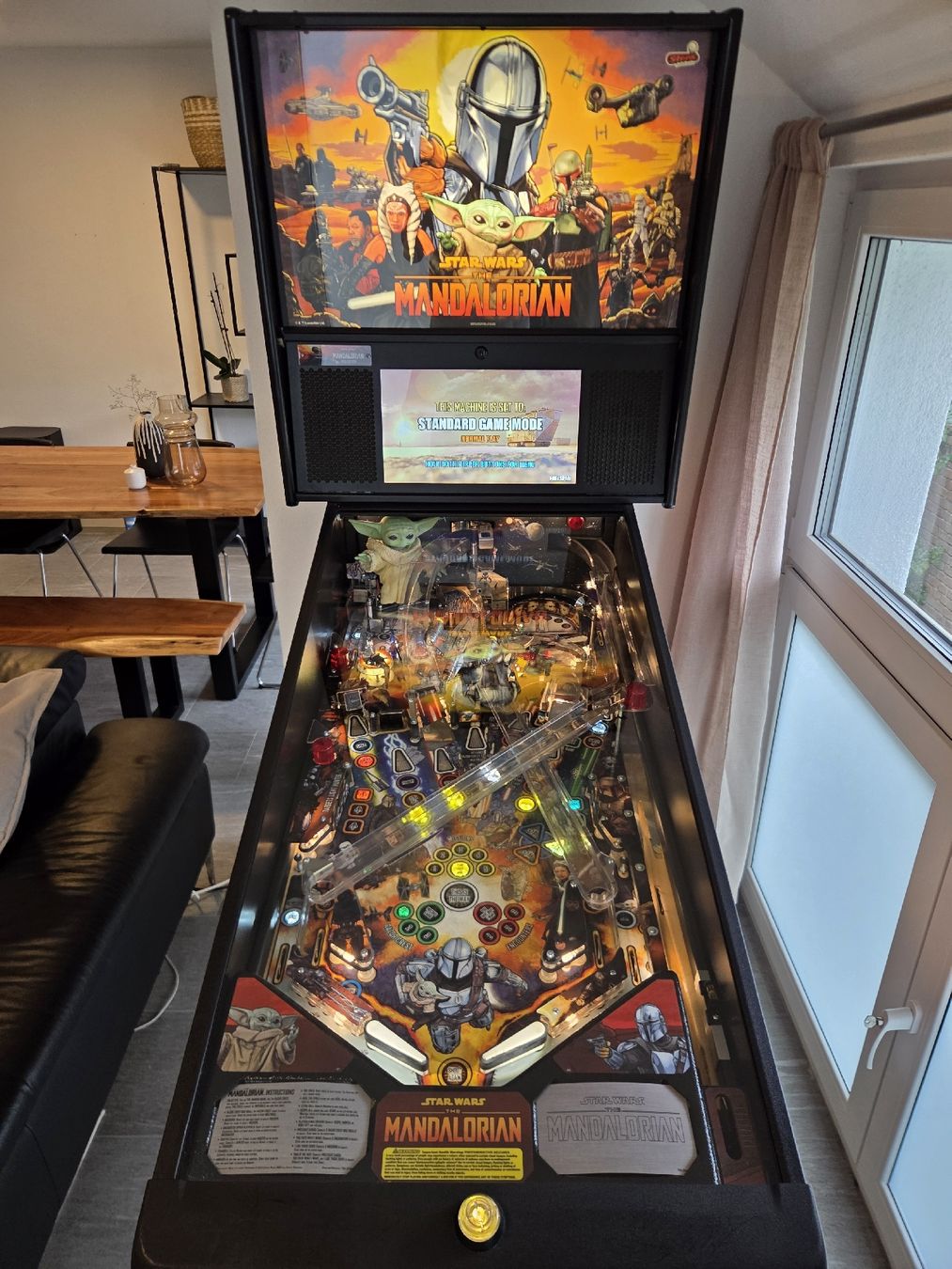 Stern Pinball Flipperkästen: The Mandalorian Pro Flipperautomat – Gebraucht aus Thürnen von BrandesMultimedia 1