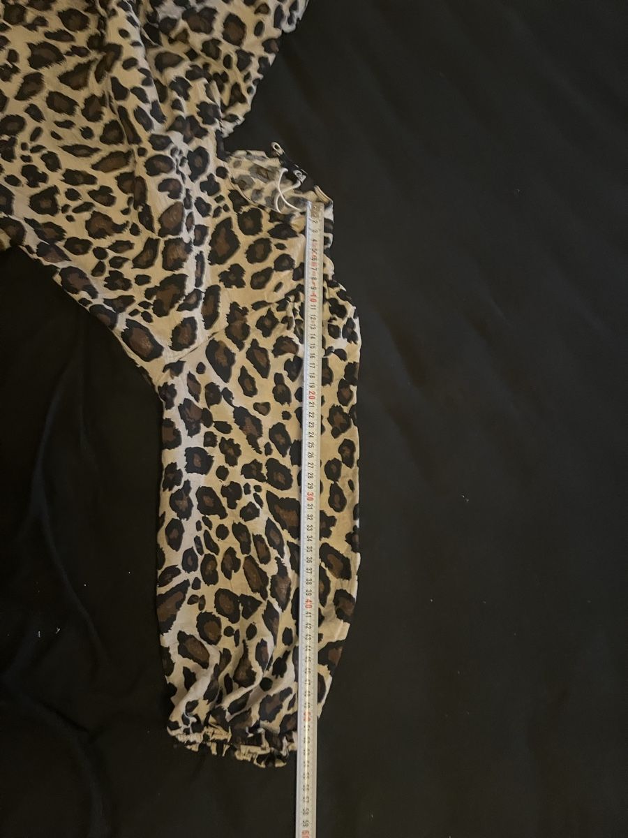 Vestiti: Kleid mit Leo Muster Grösse S  – Nuovo (secondo la descrizione) da Olten venduto da sae_82z2 4