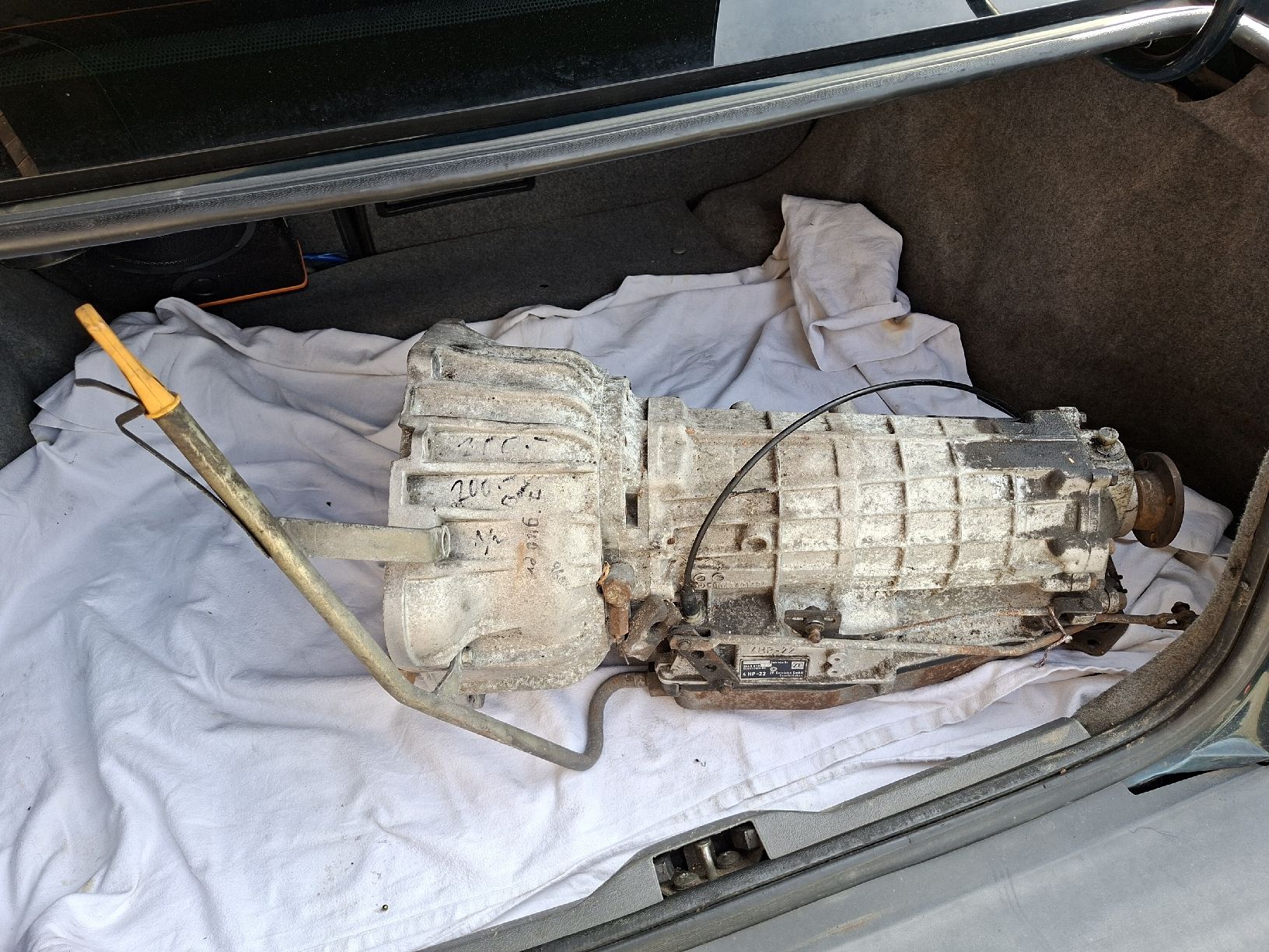 Volvo Tutti pezzi di ricambio auto: Volvo 740 und 940 Automat ZF – Usato da Ermensee venduto da volvo-Turbo