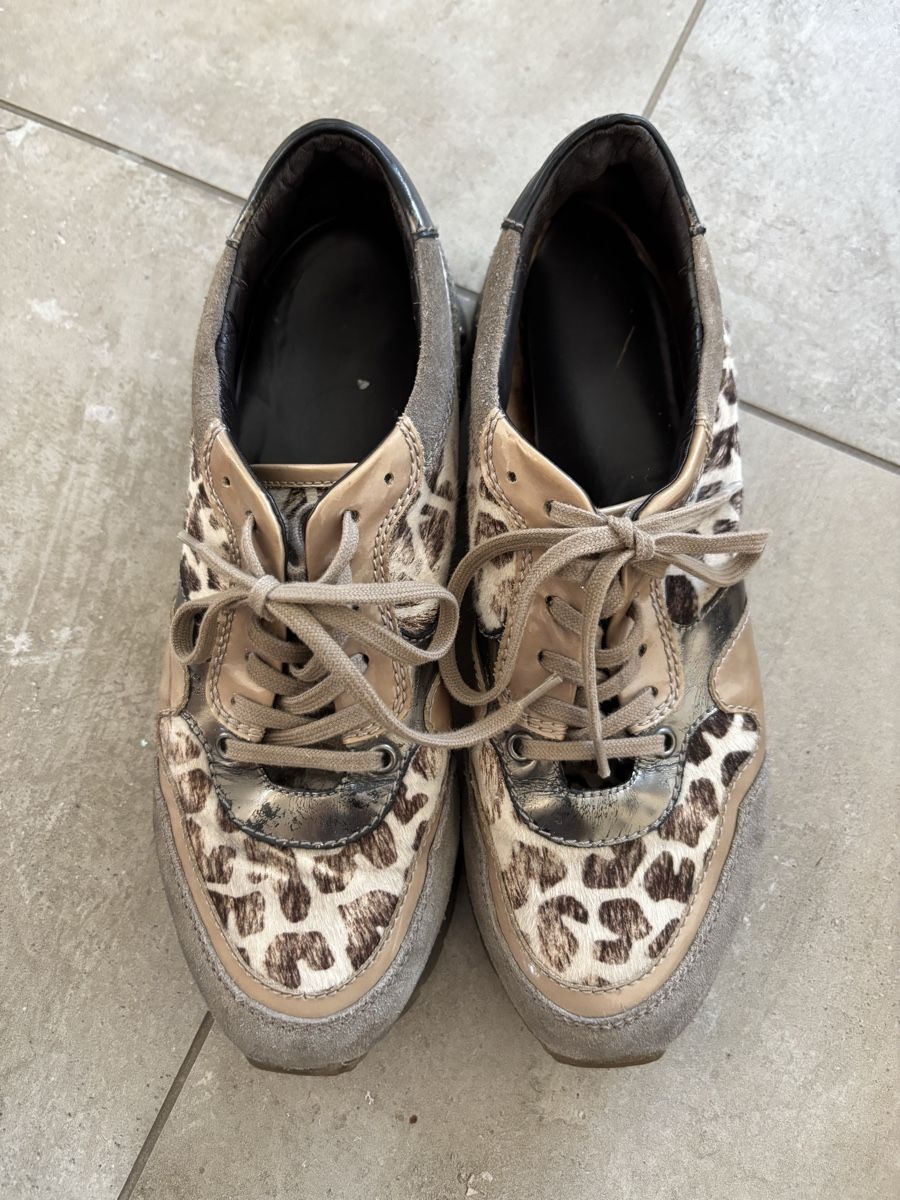 AGL Scarpe da donna: Baskets AGL, imprimé léopard, gris, argent, kaki – Usato da la chaux de fonds venduto da mar_2lnm 3