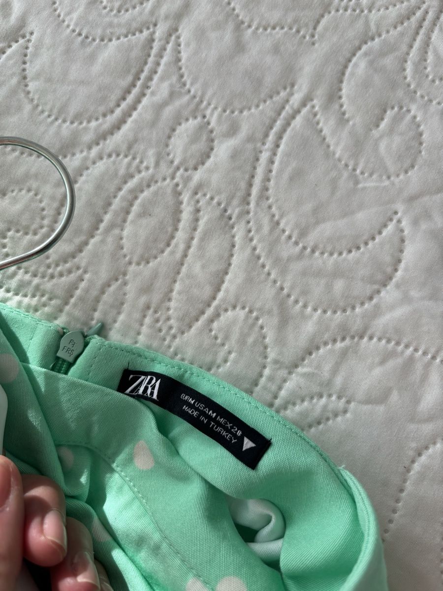 Kleider: ZARA Dress M size NP: 59.- – Neu (gemäss Beschreibung) aus Horgen von len_qjz9 3