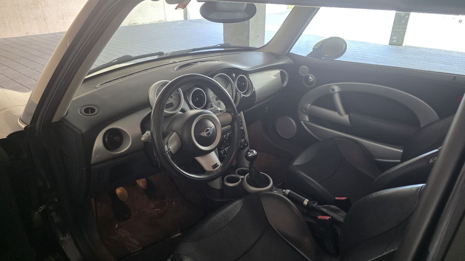 Mini Autos: !!! EXPORT !!! Mini Cooper – Defekt aus Wald ZH von ada_6ycm 2