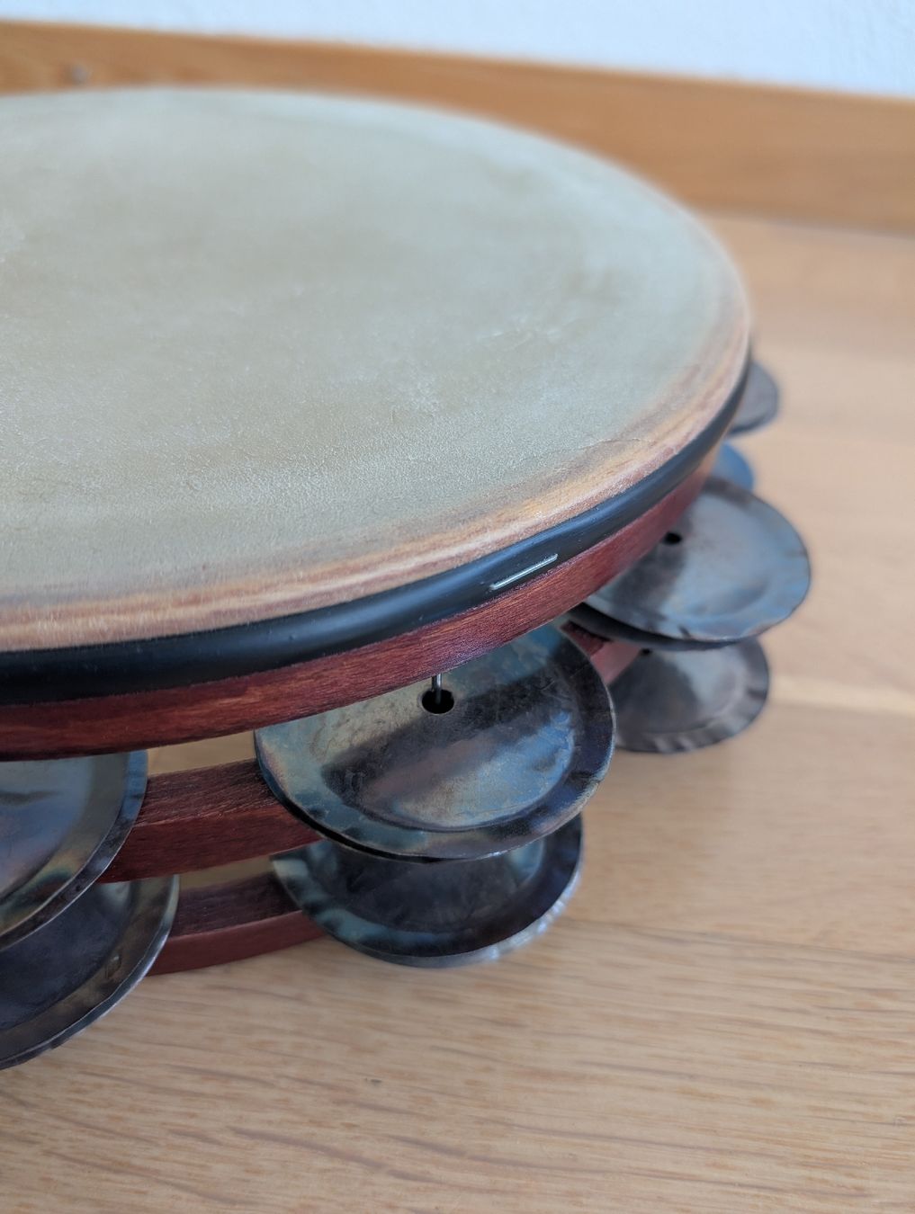Strumenti musicali: Lefima Schellentambourin 10" 2-reihig – Usato da Luzern venduto da GelberDoppelmeter