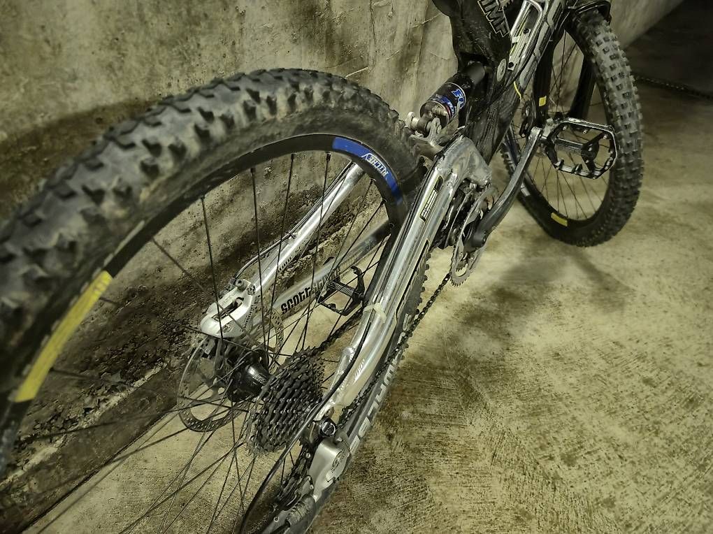 Biciclette: Scott Strike Mountainbike Carbon Fully – Usato da Oberrohrdorf venduto da dd_01 4