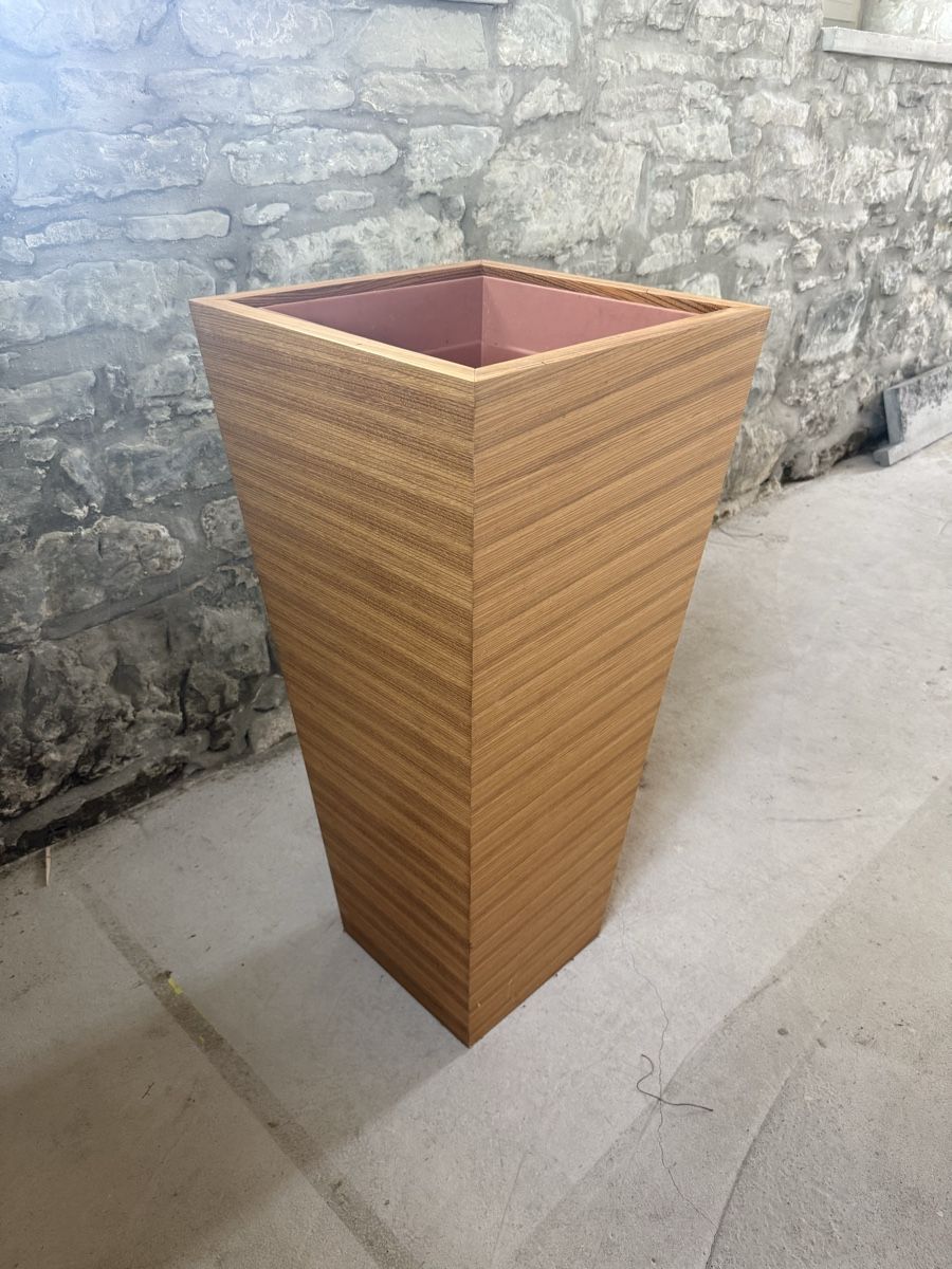 Altro in Decorazioni & Accessori: DecoStandsäule Zebrano furniert – Usato da Alberswil venduto da manoli57 1