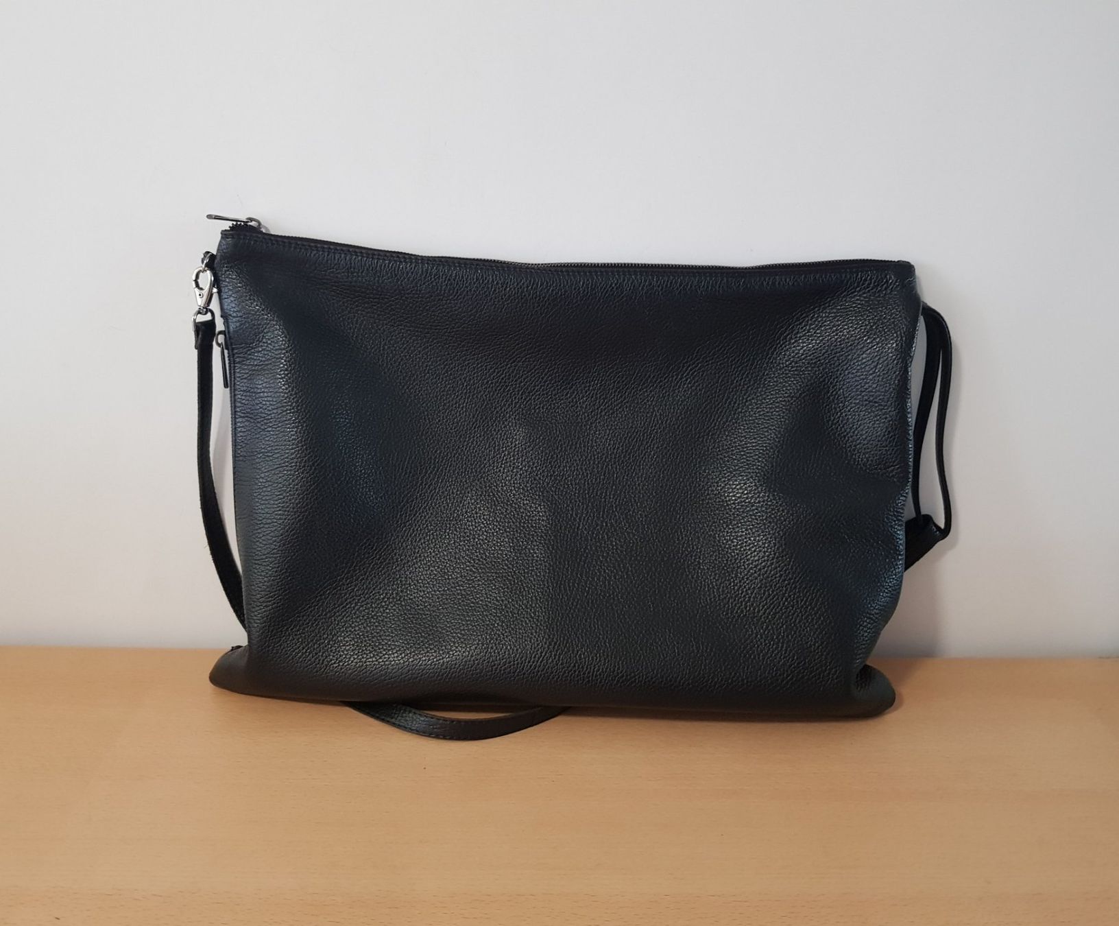 Kleinbasel Borse da donna: Klein Basel Leder Handtasche/Umhängetasche – Usato da Basel venduto da Birs868 3