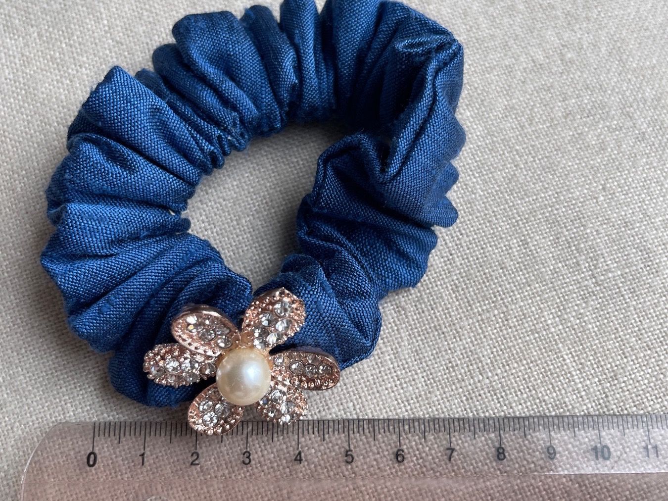 Haarschmuck: Scrunchie blau mit Strassblume 🌸 – Neu (gemäss Beschreibung) aus Brütten von Rod816 3
